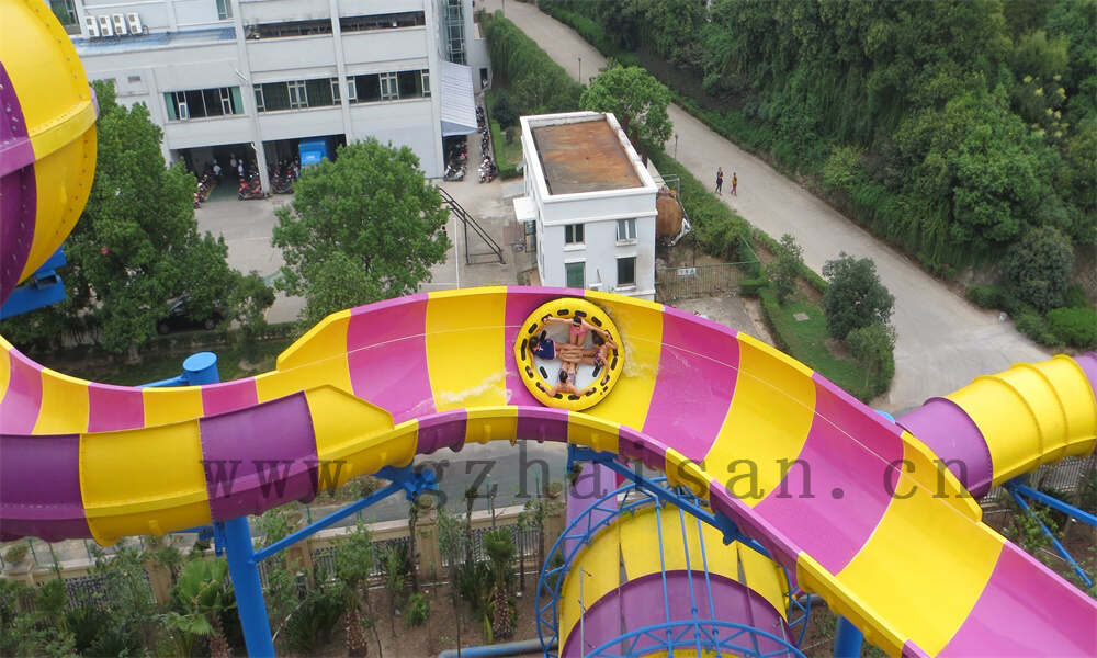 巧用水上乐园设备搭配，打造受欢迎的园子