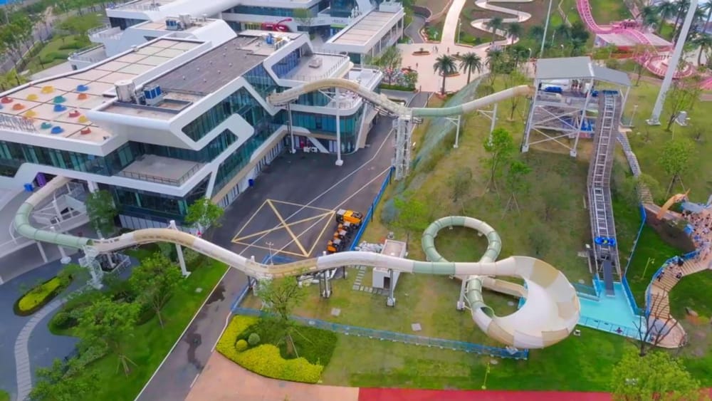 激流过山车｜当速度拥抱水花，掀起水上狂欢盛宴